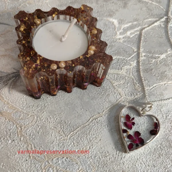 epoxy-resin-candle-holder-with-pendant