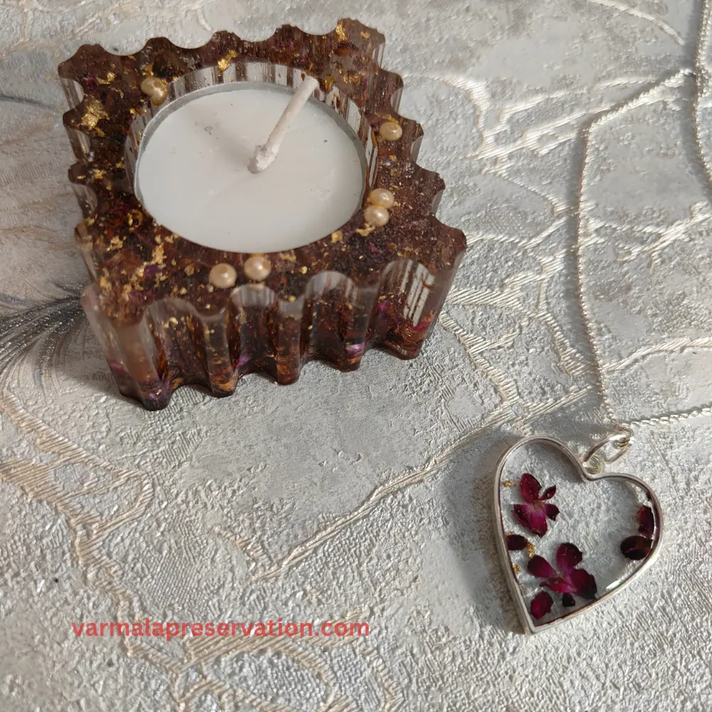 epoxy-resin-candle-holder-with-pendant