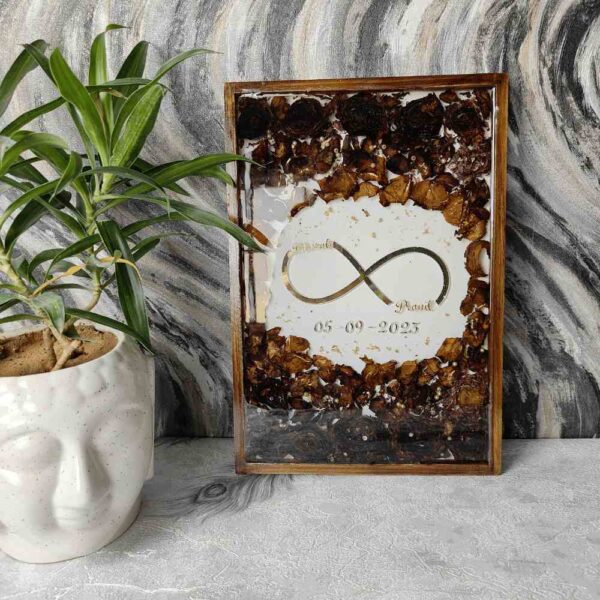 husband-gifted-anniversary-flower-preservation-frame