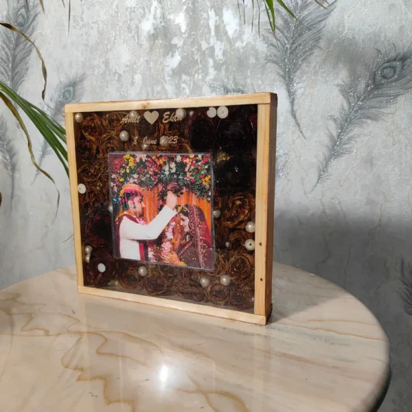 square-varmala-flower-preservation-frame