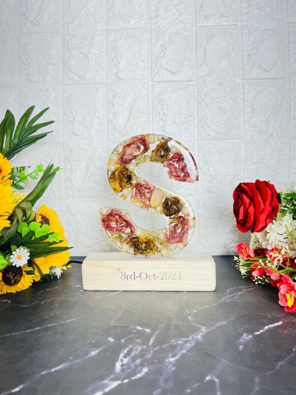 Real flower preserved resin initial night lamp