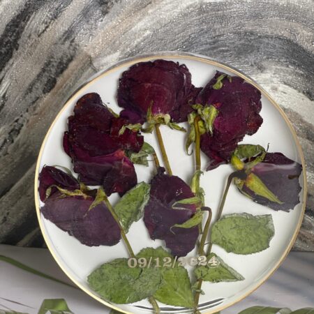 Resin round flower keepsake frame