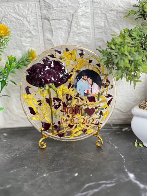 flower preservation frame for couples