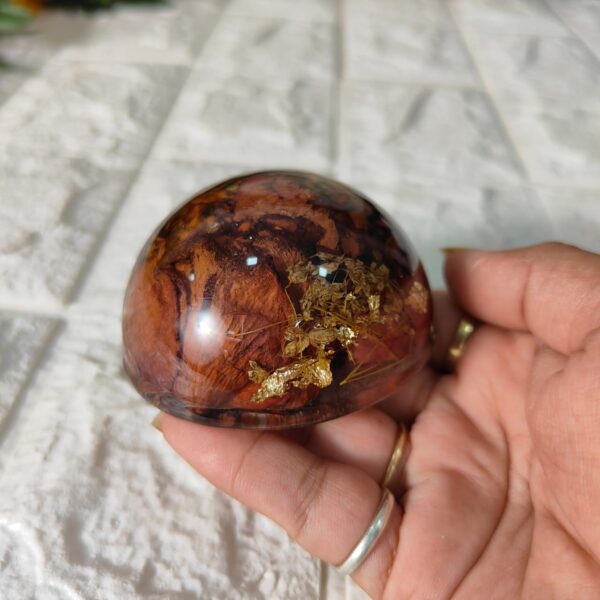 flower preservation in resin