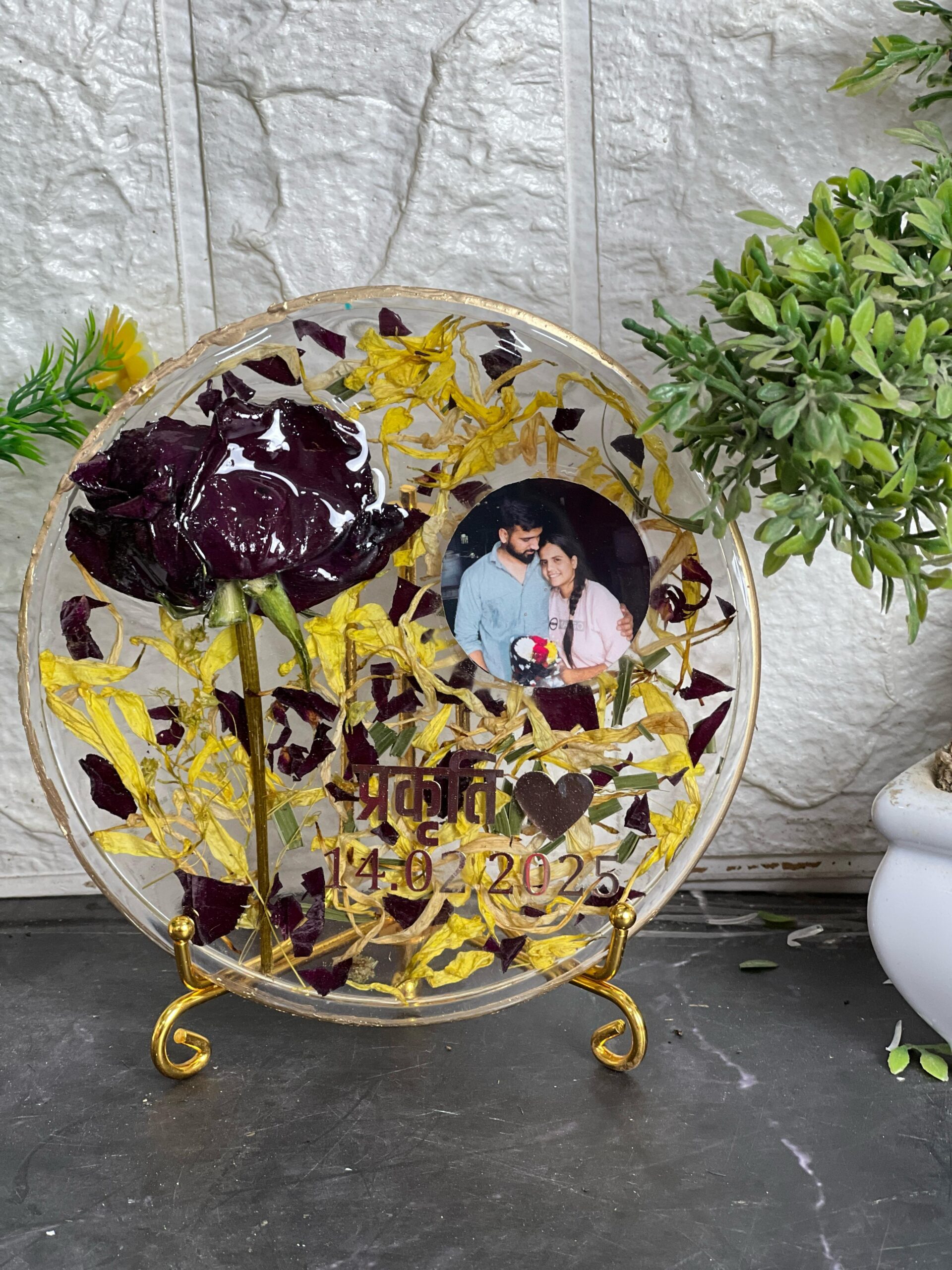 flower resin frame for table decor