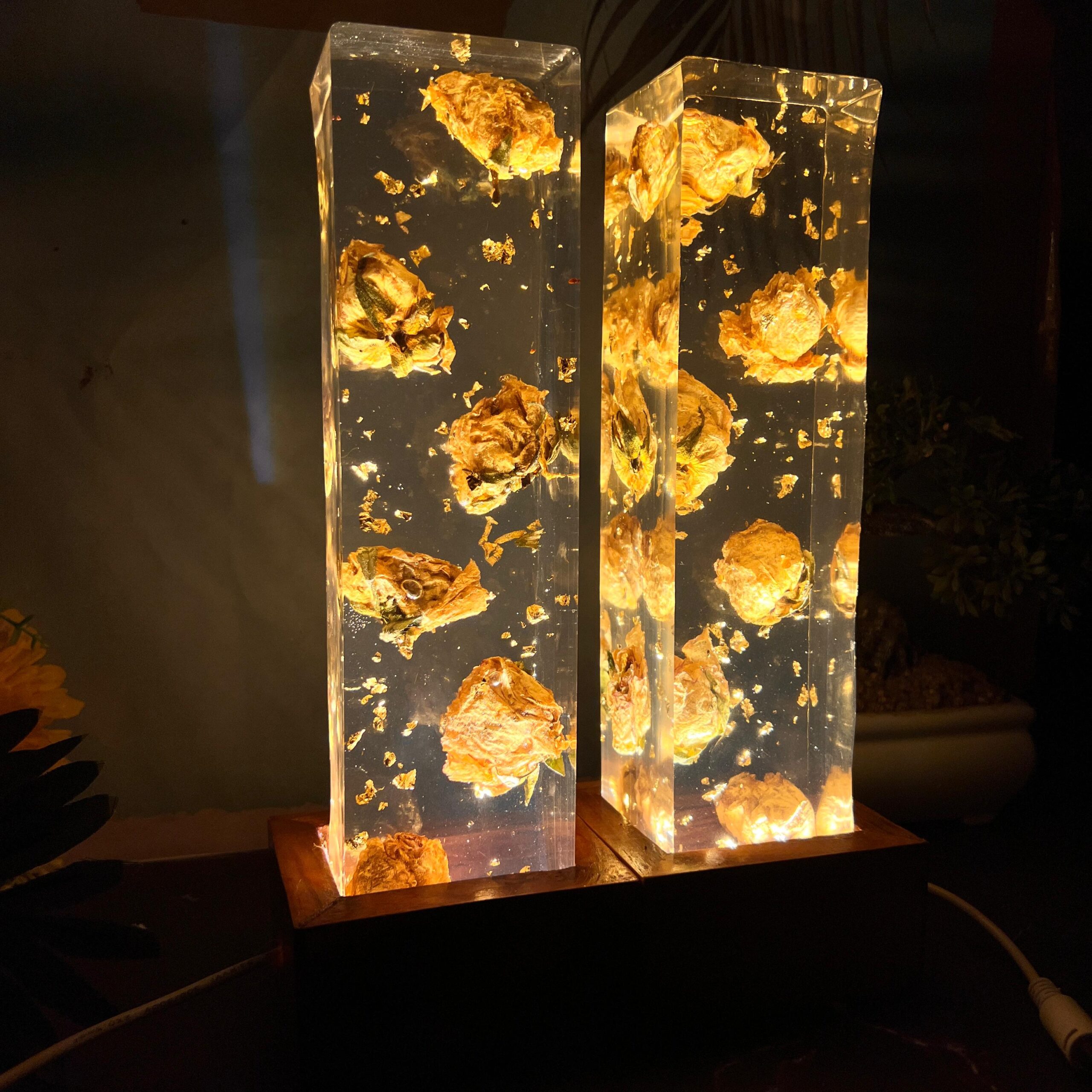 preserved varmala flowers in resin