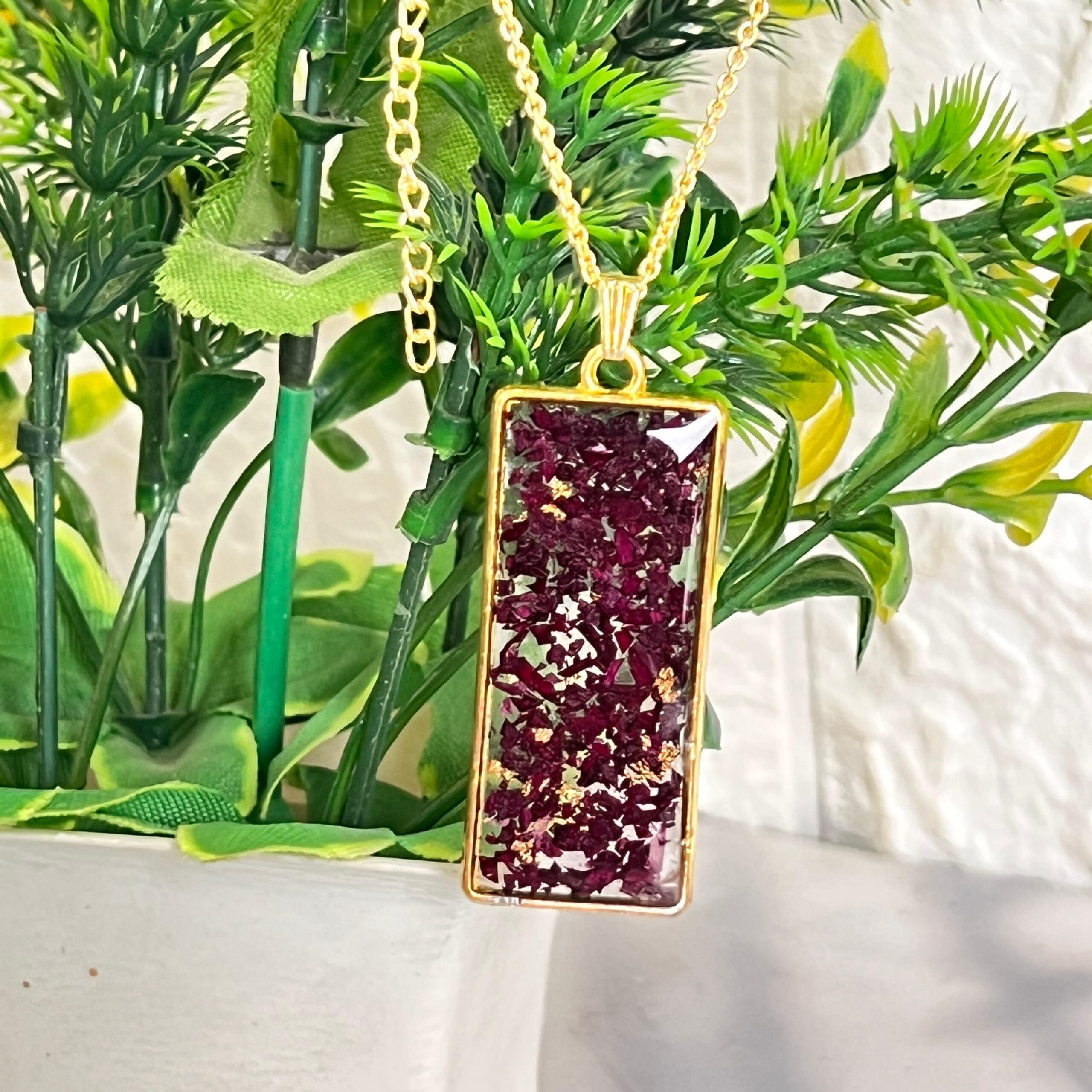 resin art jewellery