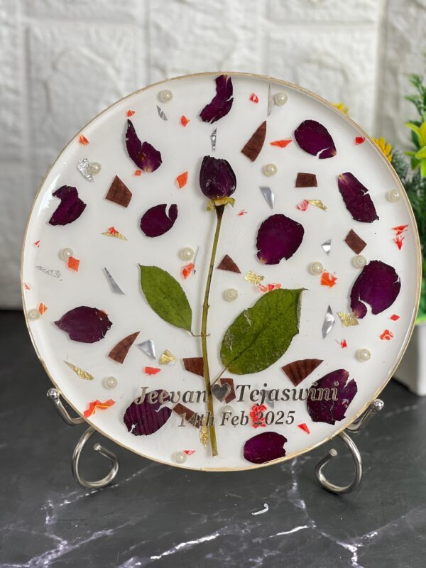 resin frame with preserved flowers