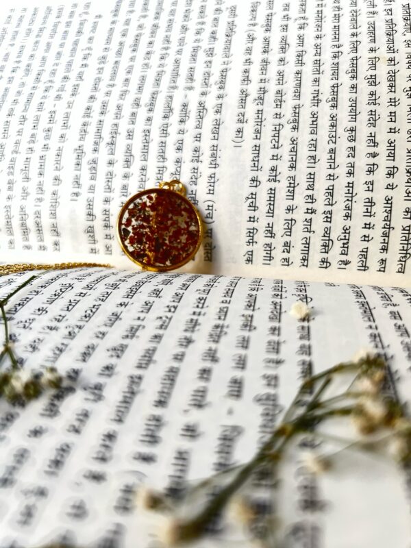 resin pendant with flower preservation