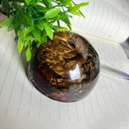 flowers preserved in resin