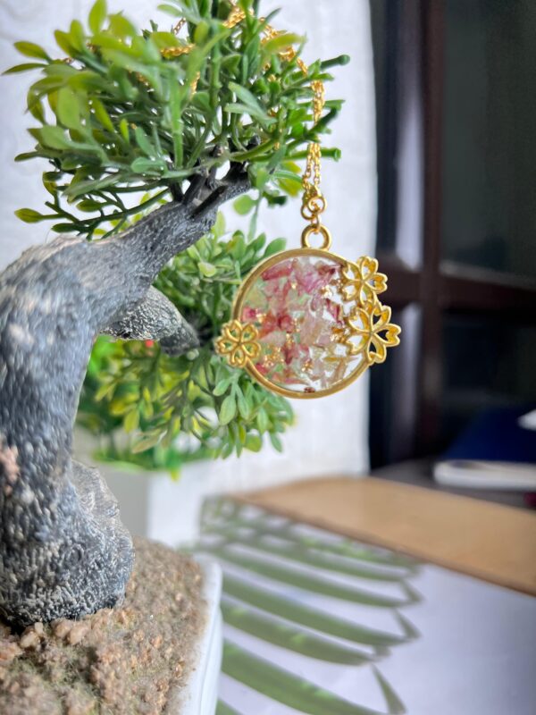 resin preserved flowers